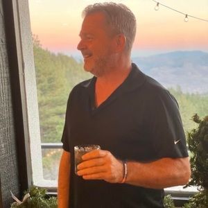 Meet your Posher, Tony